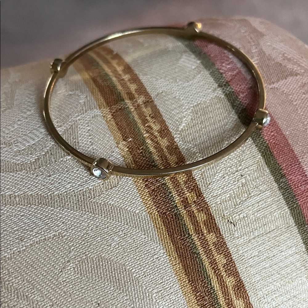 Stunning bangle bracelet bought in Ireland euc